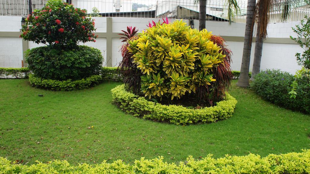 Urdesa Suites Hotel Guayaquil Exteriör bild