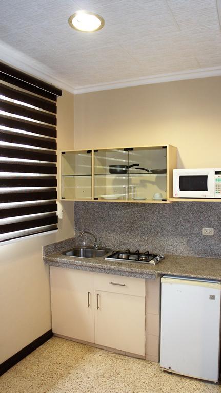 Urdesa Suites Hotel Guayaquil Exteriör bild