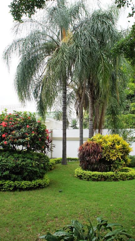 Urdesa Suites Hotel Guayaquil Exteriör bild