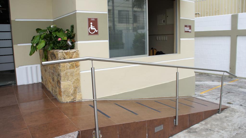Urdesa Suites Hotel Guayaquil Exteriör bild