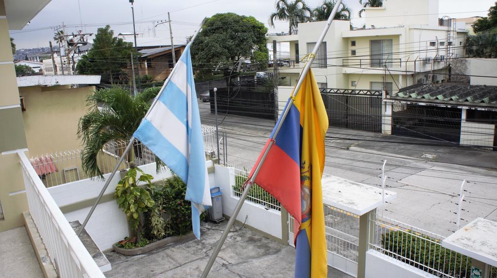 Urdesa Suites Hotel Guayaquil Exteriör bild