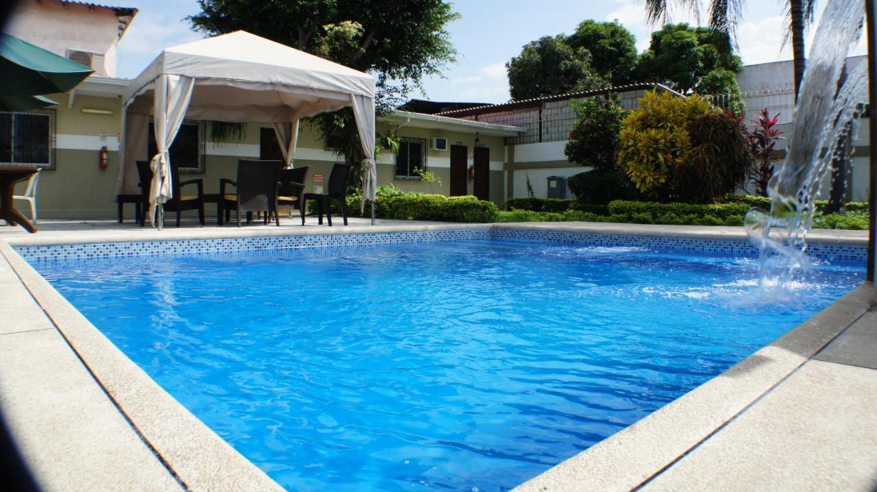 Urdesa Suites Hotel Guayaquil Exteriör bild