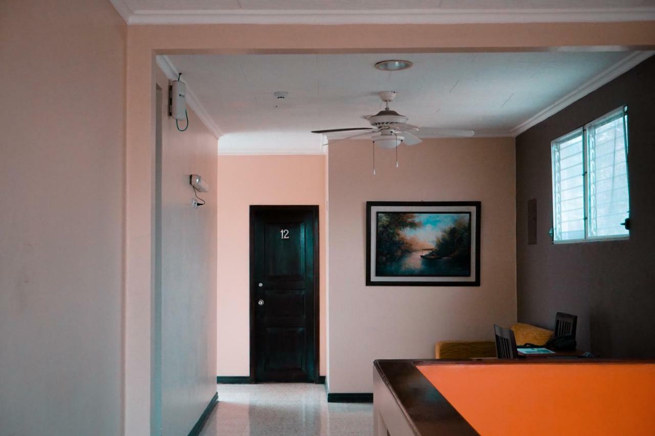 Urdesa Suites Hotel Guayaquil Exteriör bild